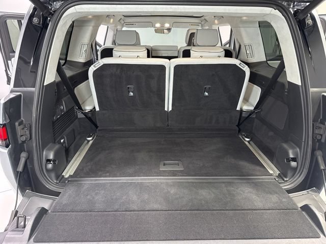 Used 2023 Rivian R1S Adventure Quad AWD/4WD image 30