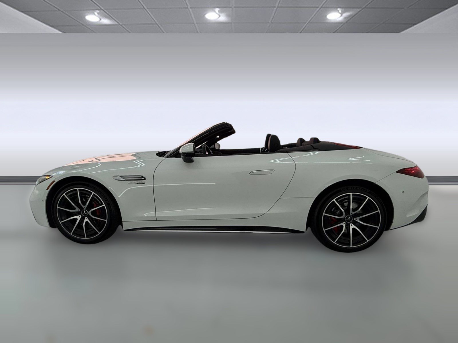 Certified 2023 Mercedes-Benz SL 55 AMG 4MATIC image 2