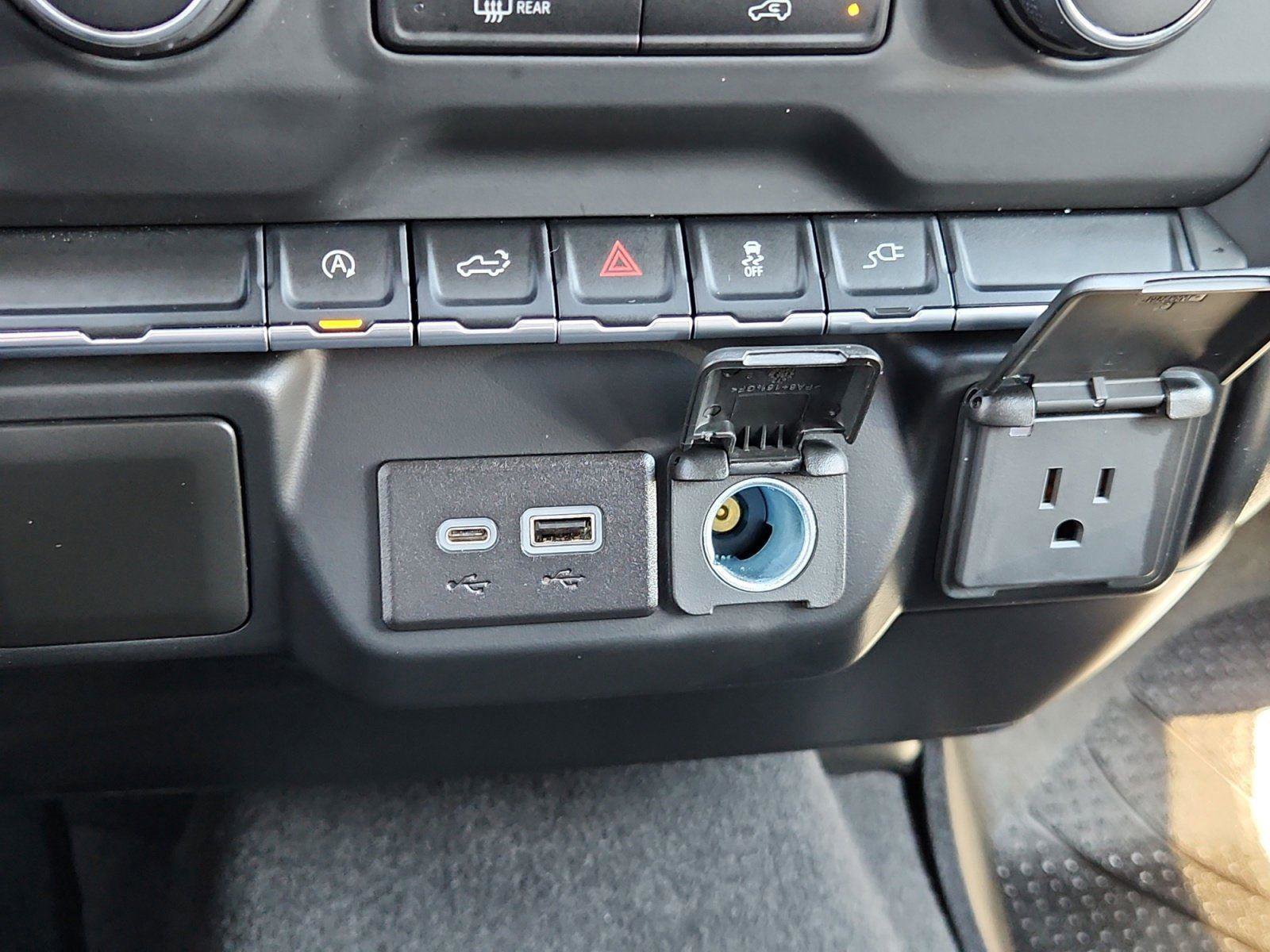 Used 2021 Chevrolet Silverado 1500 Custom w/ Rally Edition image 24