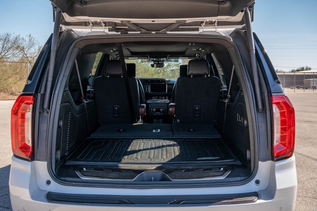 Used 2023 GMC Yukon XL Denali Ultimate w/ LPO, Floor Liner Package image 28