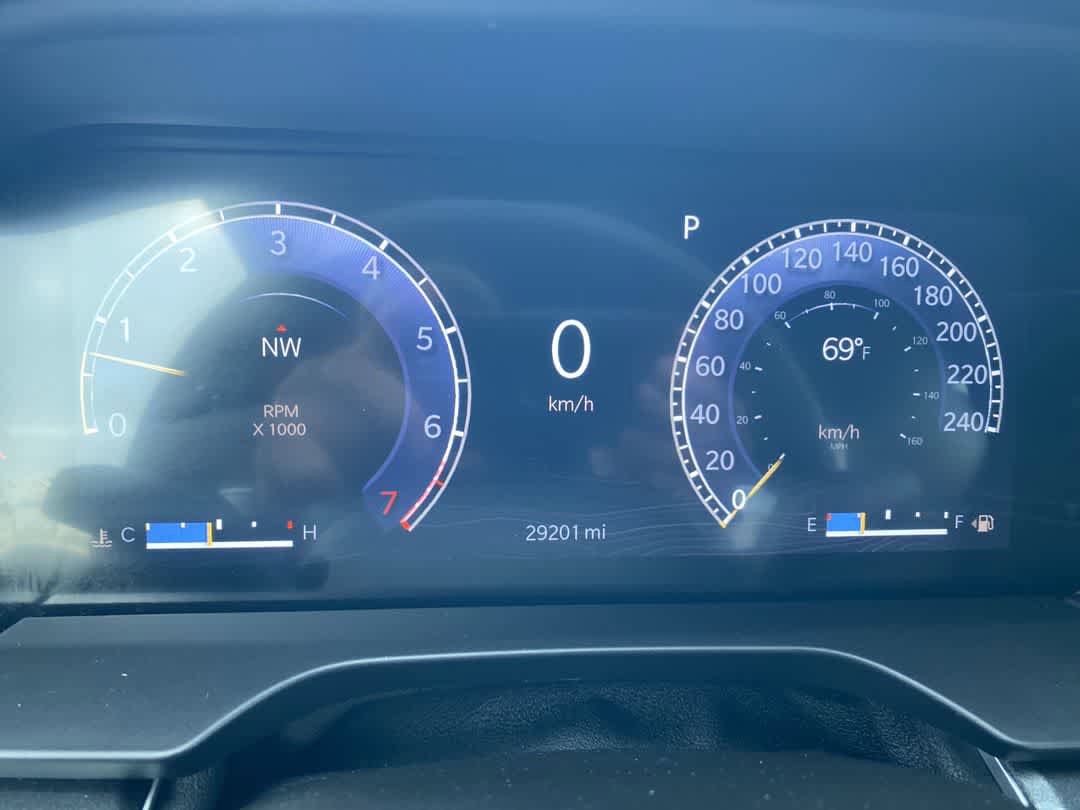 Used 2023 Jeep Grand Cherokee Altitude image 15
