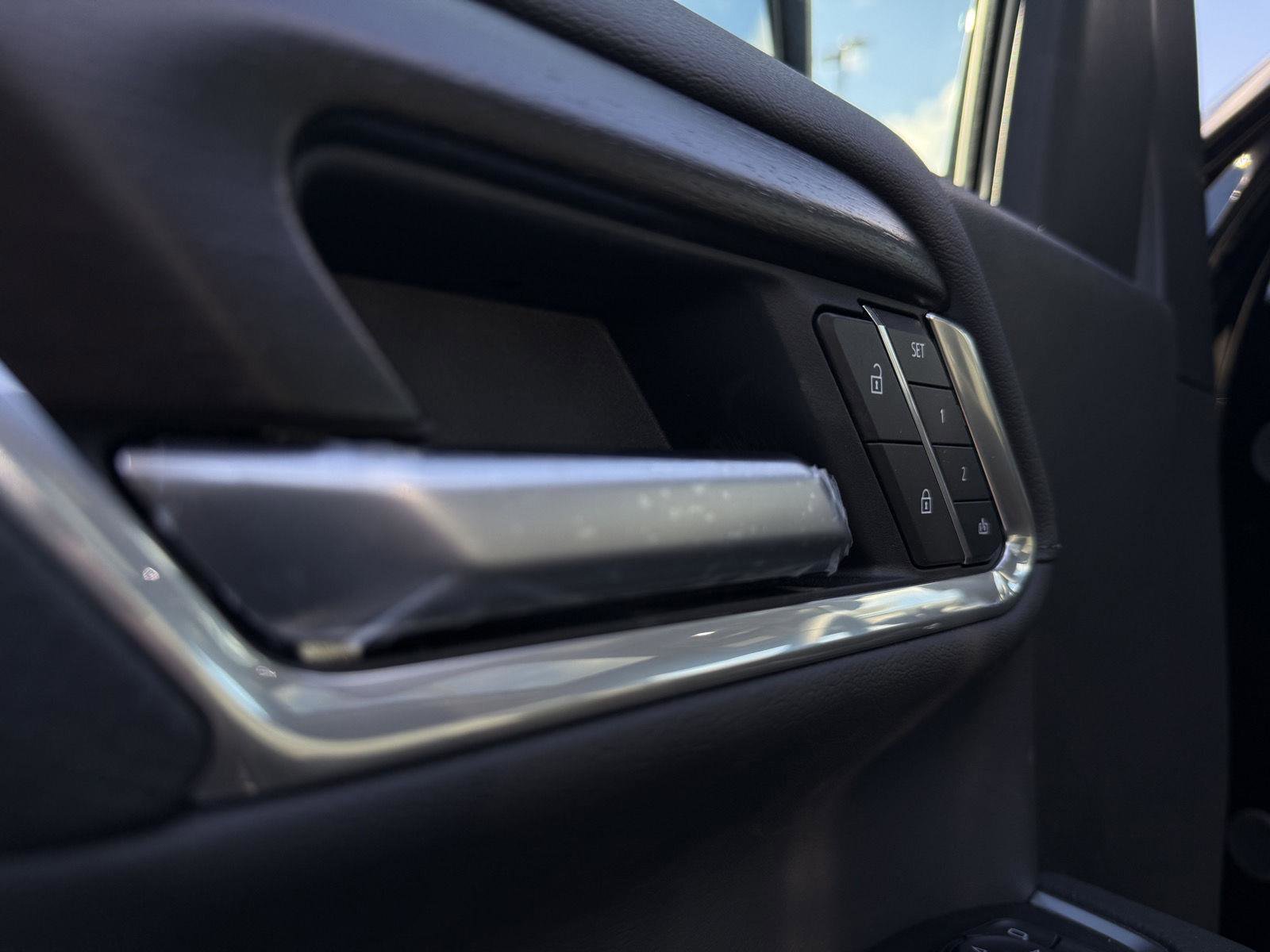 New 2026 GMC Sierra 2500 Denali w/ Denali Reserve Package image 15