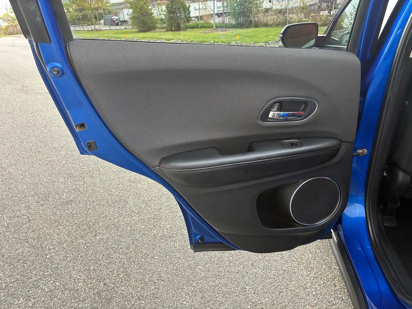 Used 2022 Honda HR-V EX image 12