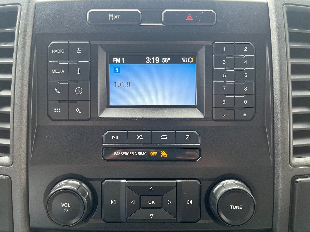 Used 2021 Ford F250 XL w/ Power Equipment Group RWD image 22