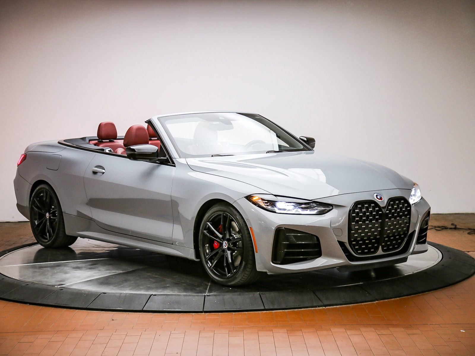 Used 2023 BMW M440i Convertible w/ Premium Package RWD image 6