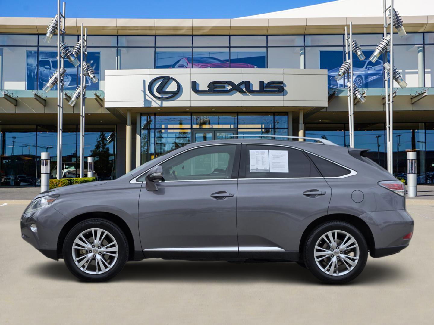 Used 2013 Lexus RX 350 FWD w/ Navigation Pkg image 3