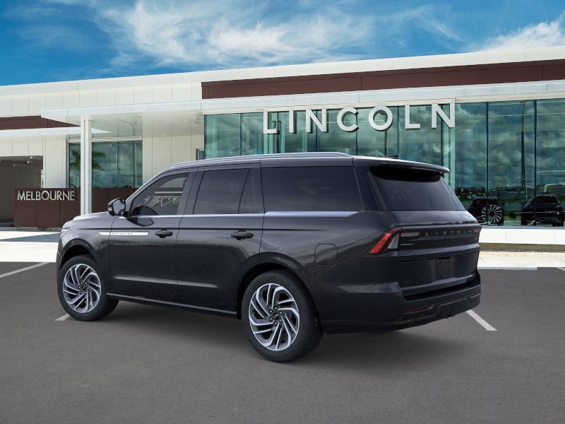 New 2025 Lincoln Navigator Reserve image 4