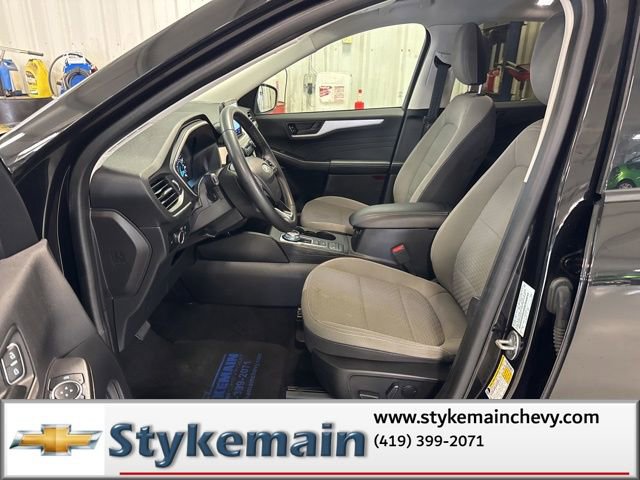 Used 2022 Ford Escape SE w/ Convenience Package image 29
