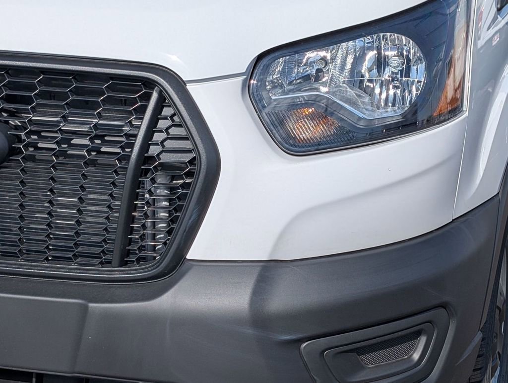 New 2026 Ford Transit 250 148 Medium Roof image 10