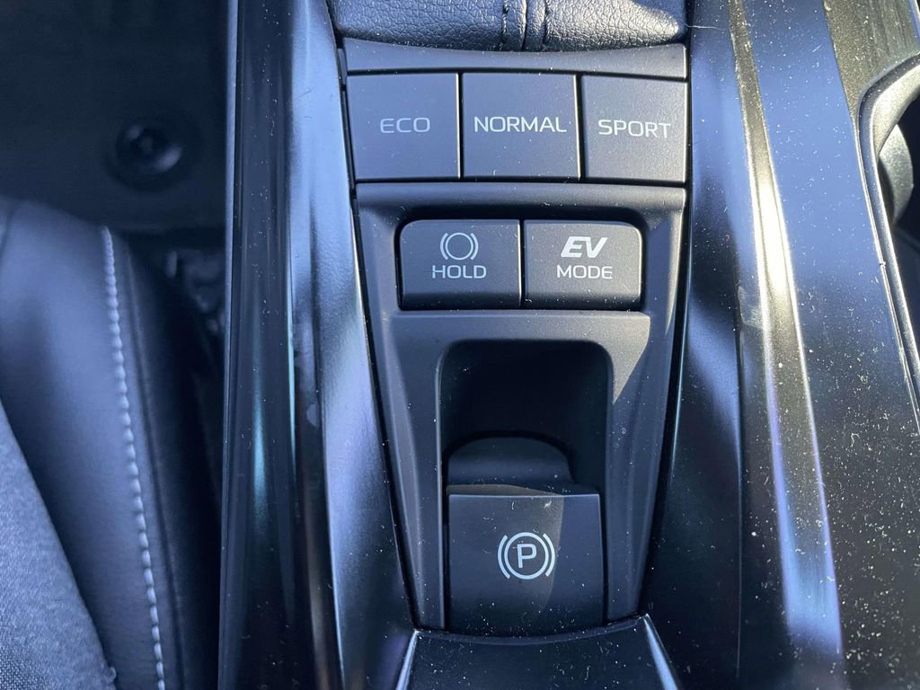 Used 2020 Toyota Camry XSE image 42