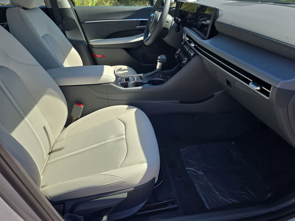 New 2026 Hyundai Sonata SE FWD image 22