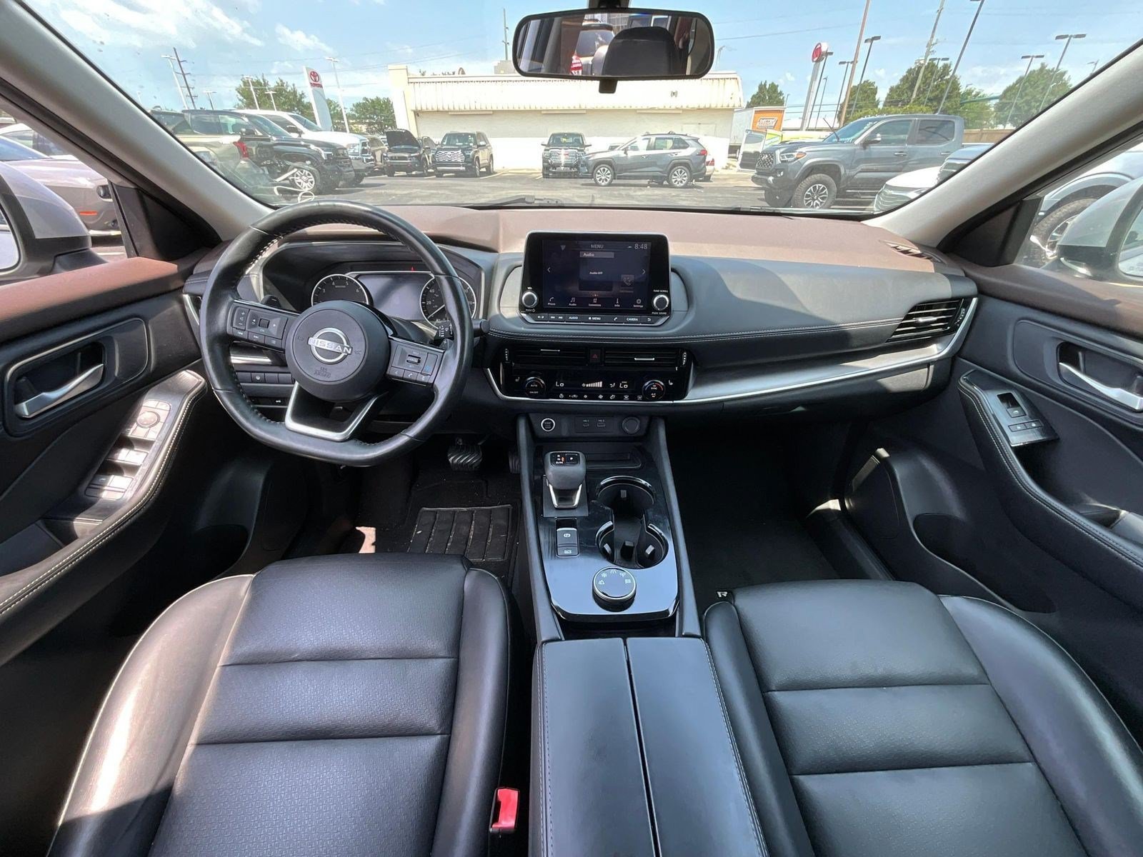 Used 2022 Nissan Rogue SV w/ SV Premium Package AWD/4WD image 7