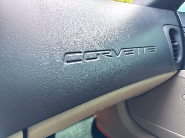Used 2005 Chevrolet Corvette Convertible w/ Preferred Equipment Group RWD image 36