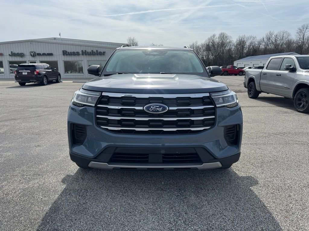 Used 2025 Ford Explorer Active image 11
