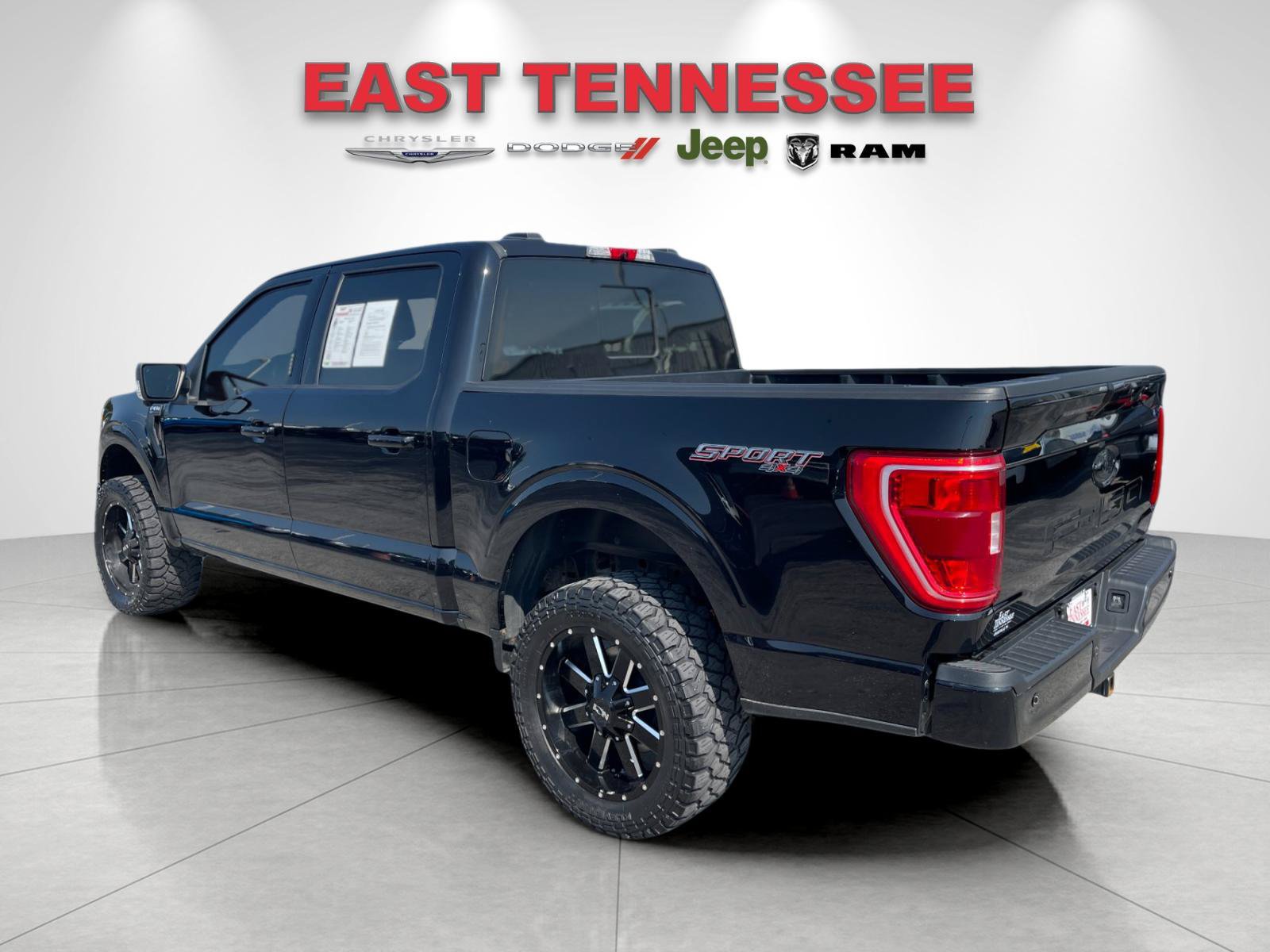 Used 2022 Ford F150 XLT w/ Equipment Group 302A High AWD/4WD image 5