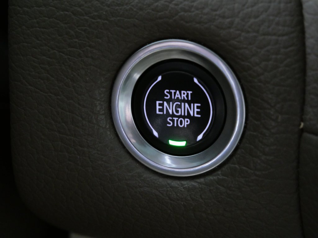 Used 2021 GMC Yukon Denali AWD/4WD image 28
