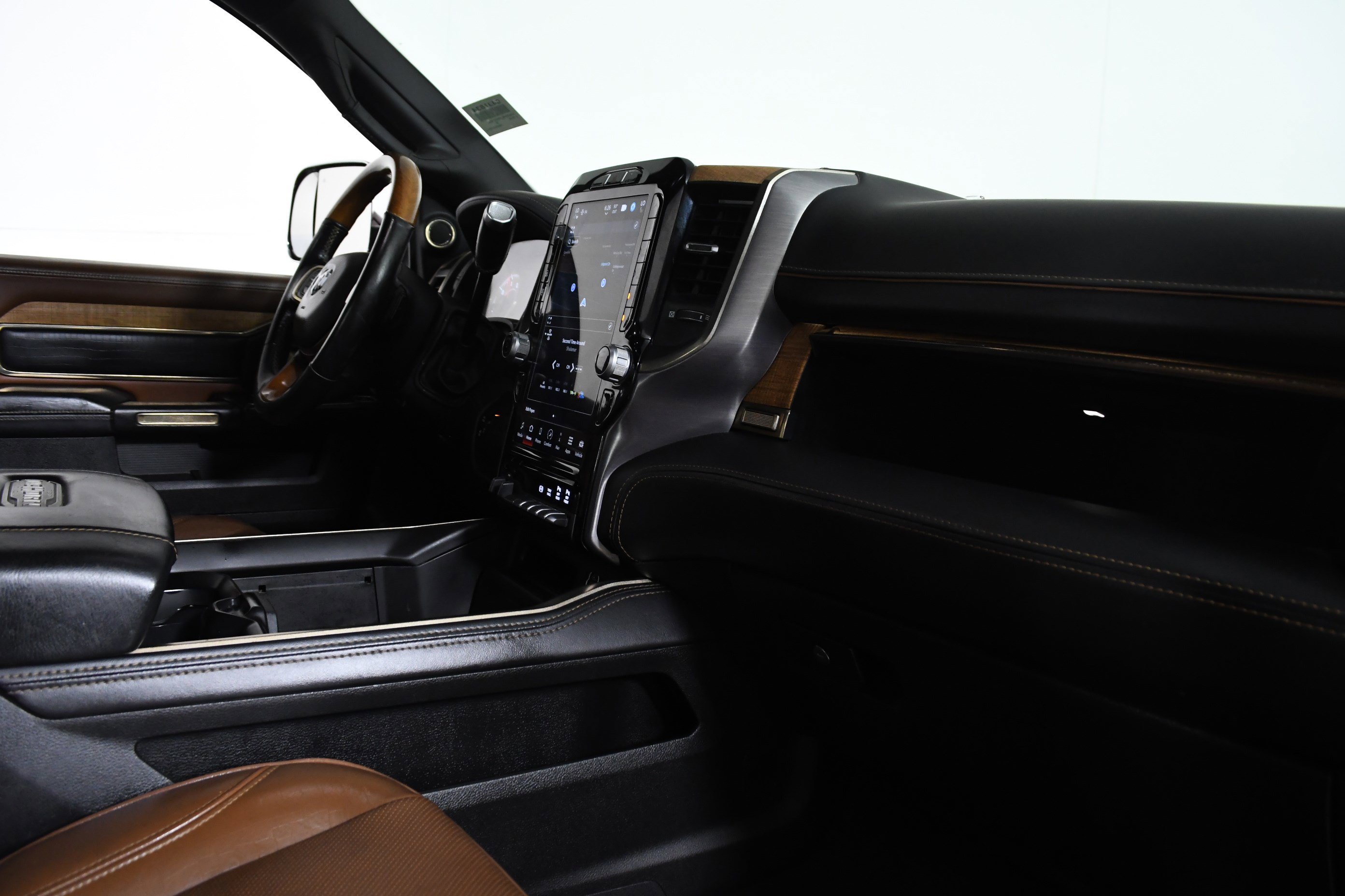 Used 2022 RAM 2500 Limited image 26