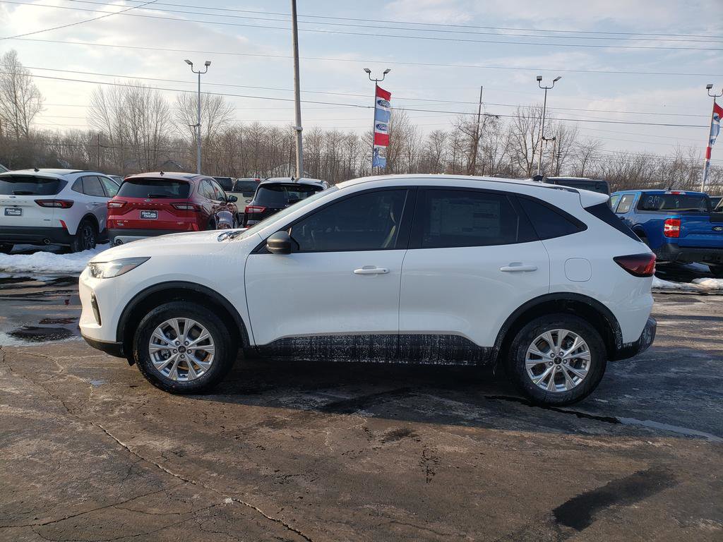 New 2026 Ford Escape Active AWD/4WD image 2