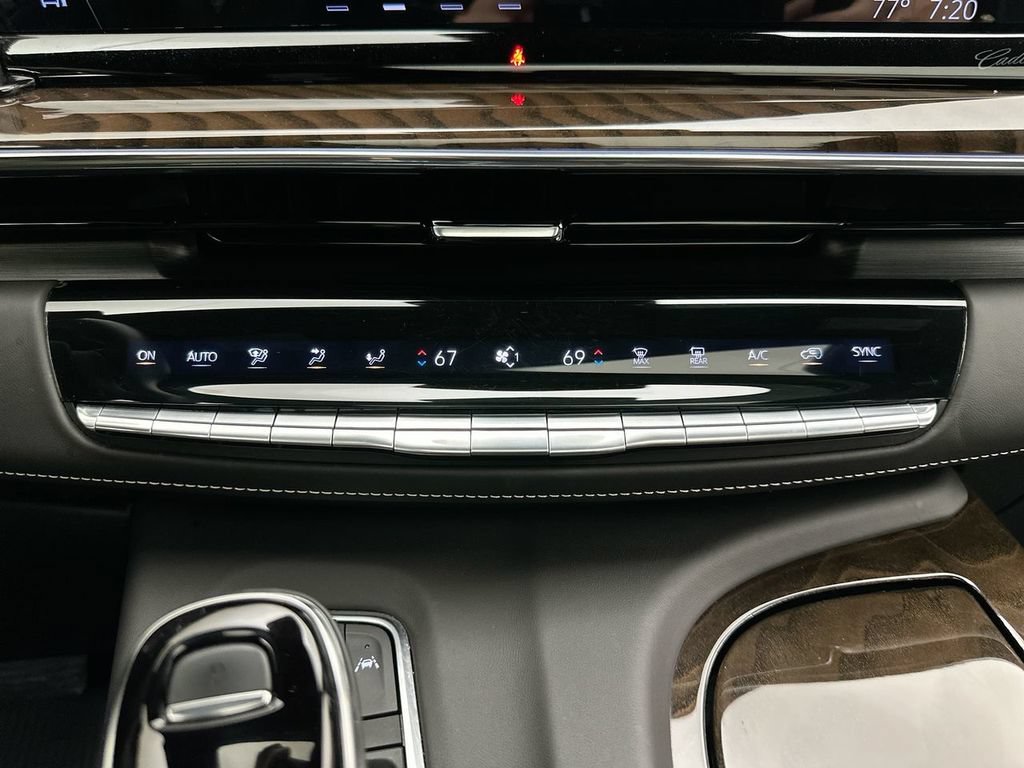 Used 2024 Cadillac Escalade Sport Platinum AWD/4WD image 27