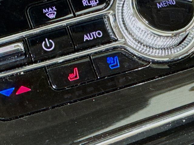 Used 2023 Lincoln Nautilus Reserve w/ Equipment Group 201A image 23