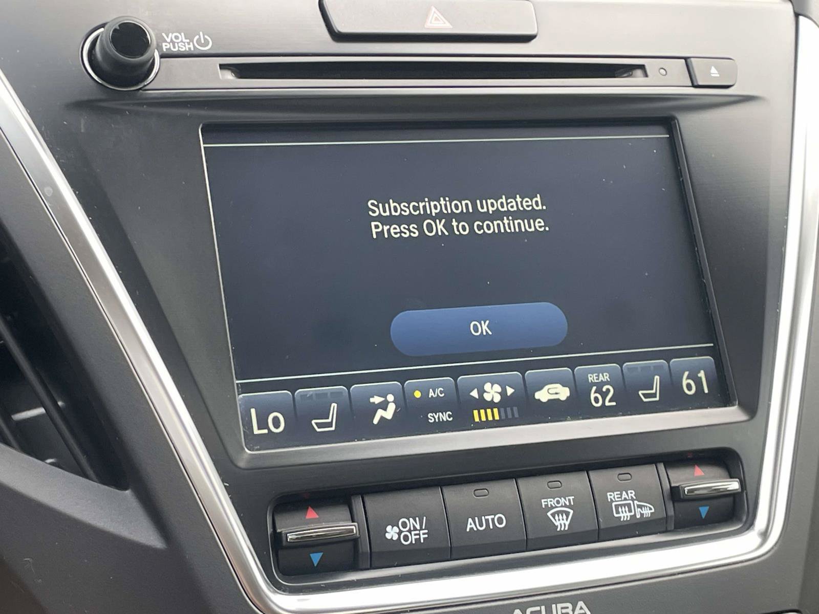 Used 2019 Acura MDX w/ Technology Package AWD/4WD image 17