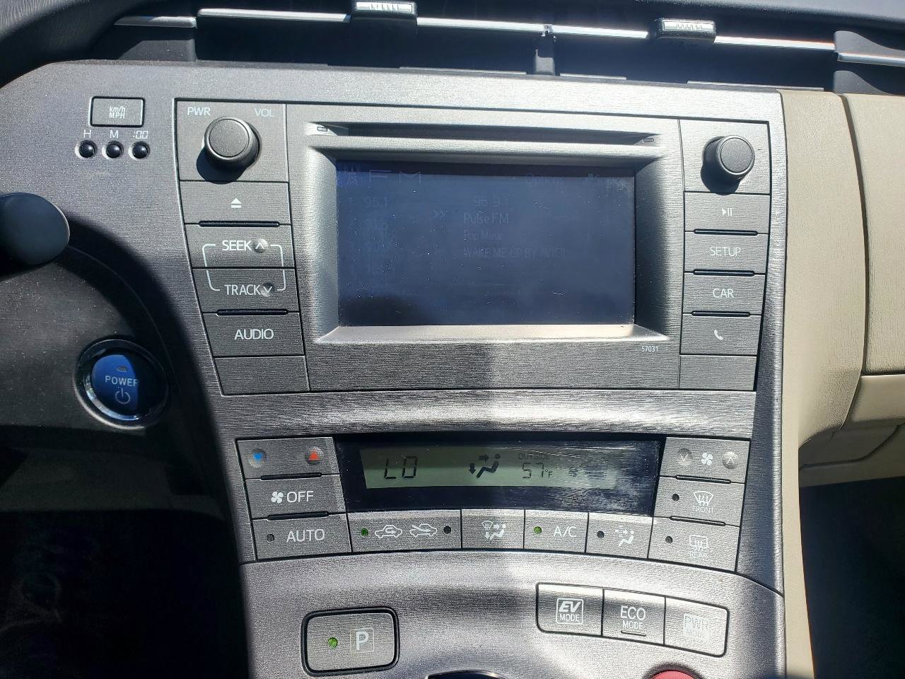 Used 2015 Toyota Prius Two FWD image 20
