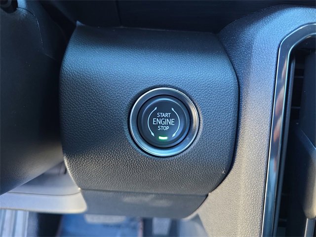 Certified 2025 GMC Acadia AT4 w/ Super Cruise Package image 30