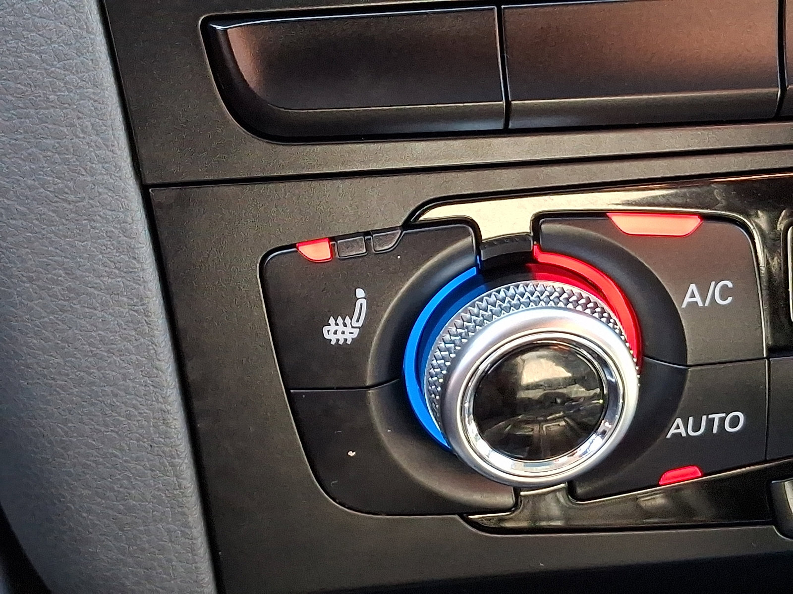 Used 2016 Audi Q5 3.0T Prestige w/ Prestige Package image 24