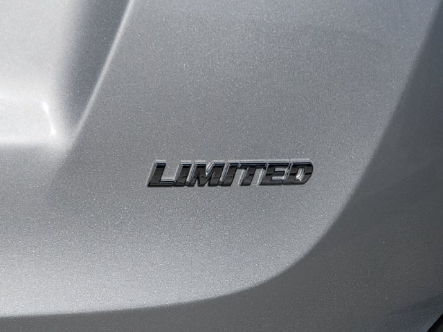 Used 2013 Toyota RAV4 Limited FWD image 12