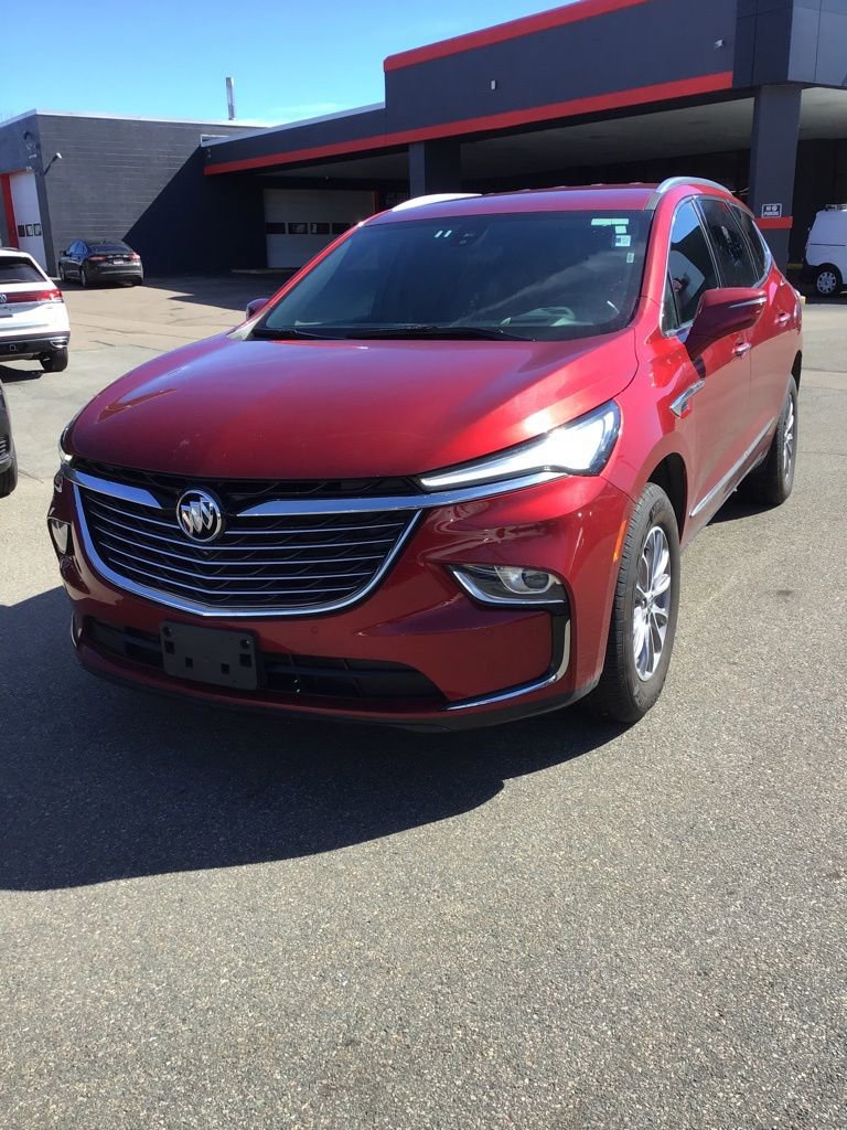 Used 2024 Buick Enclave Premium image 1