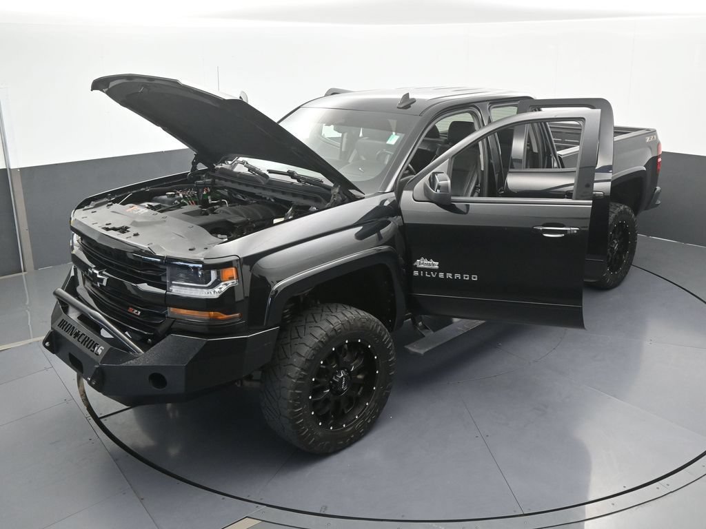 Used 2018 Chevrolet Silverado 1500 LT w/ All Star Edition AWD/4WD image 66