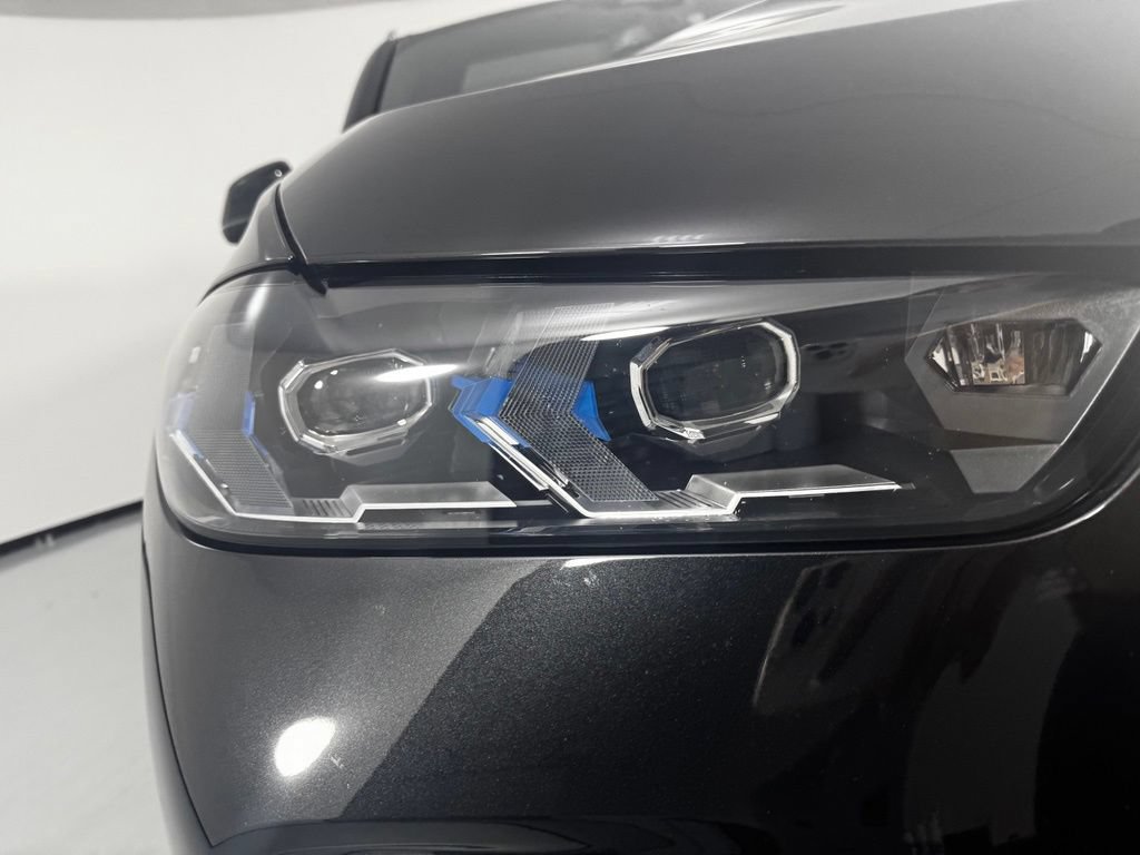 Certified 2026 BMW X5 xDrive40i AWD/4WD image 9