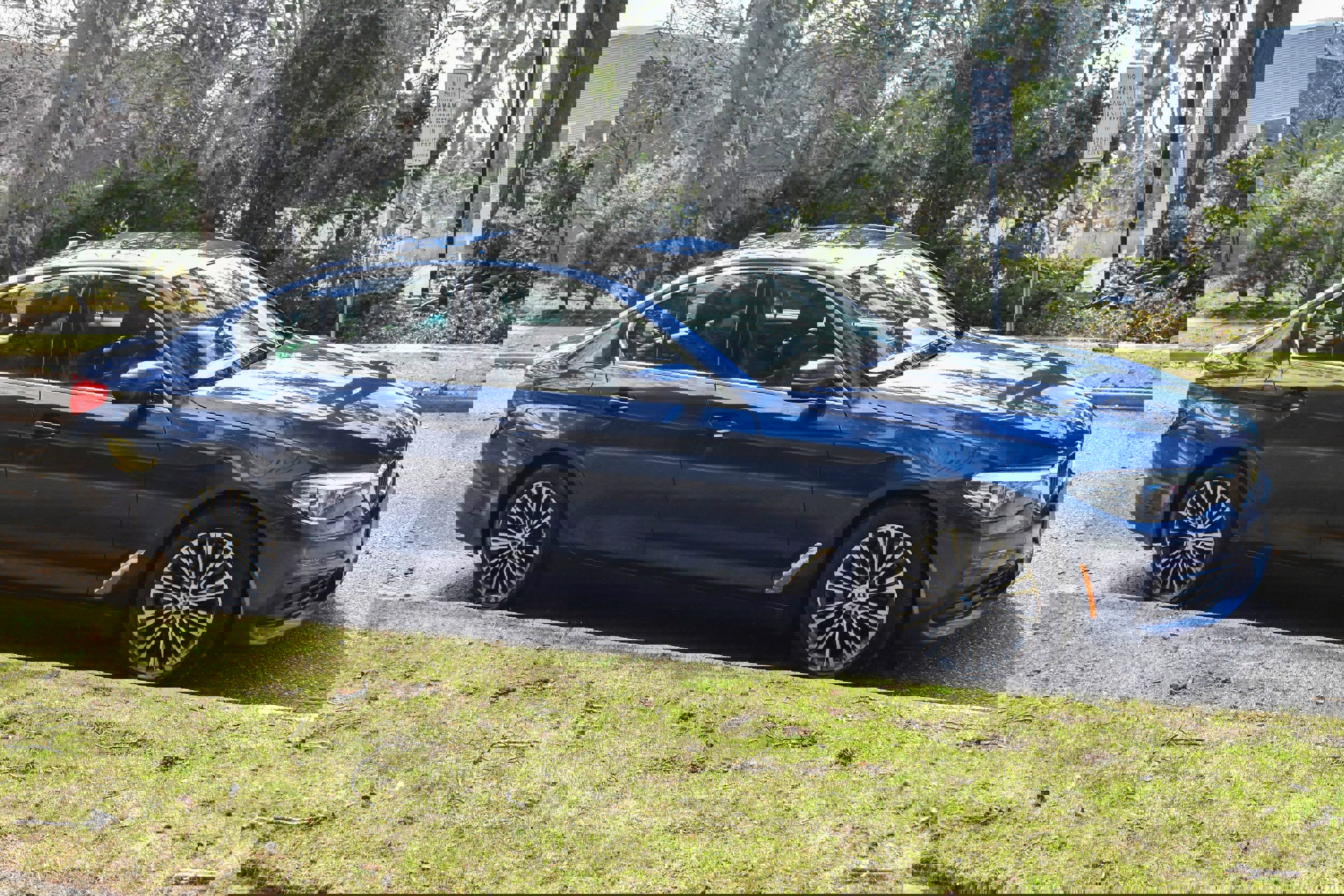 Used 2019 BMW 530i xDrive w/ Convenience Package image 10