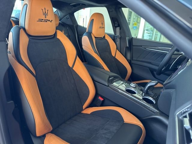 Used 2024 Maserati Ghibli Trofeo image 20