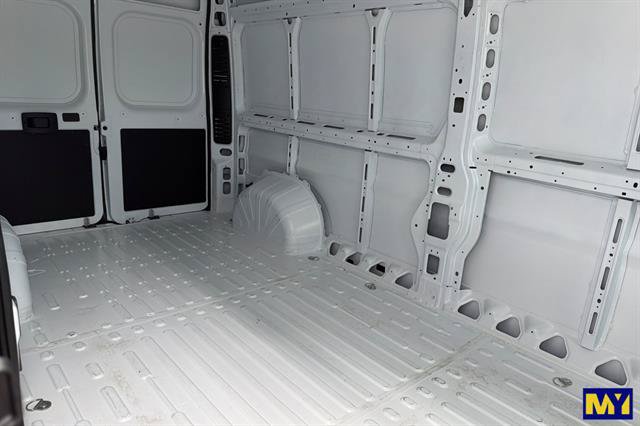 Used 2026 RAM ProMaster 2500 w/ Convenience Group FWD image 18