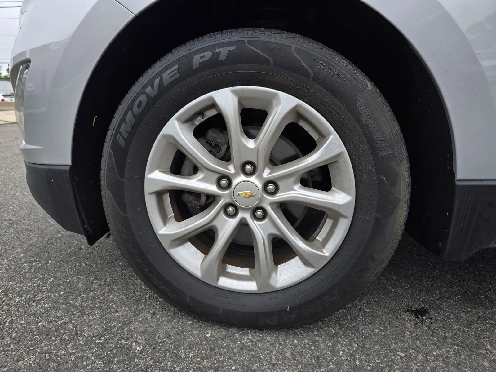 Used 2019 Chevrolet Equinox LS FWD image 7