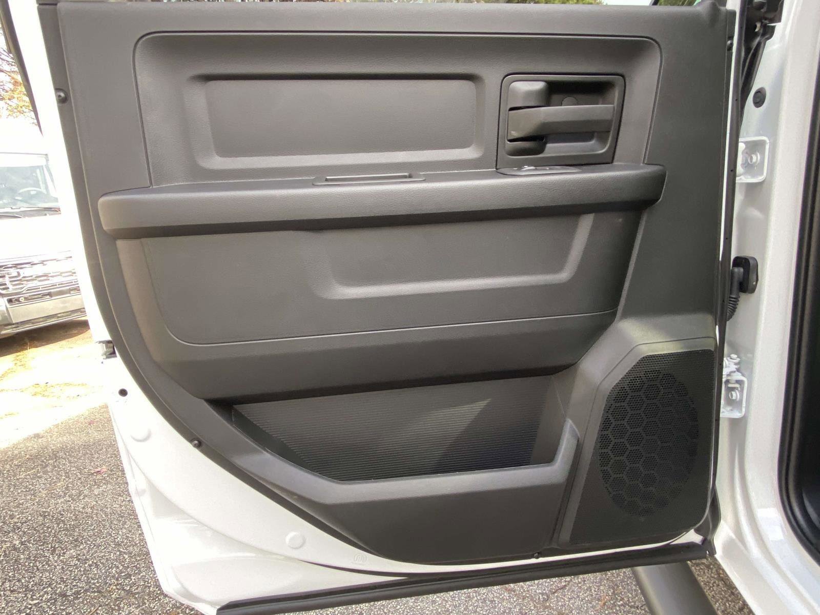 New 2026 RAM 3500 Tradesman image 21