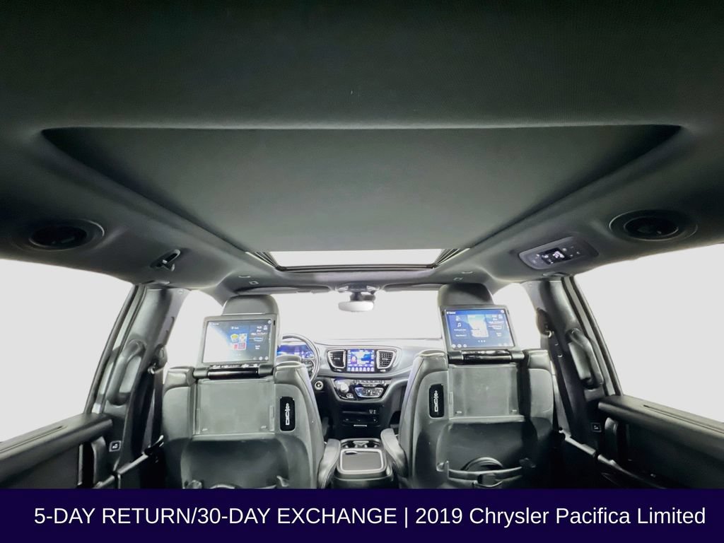 Used 2019 Chrysler Pacifica Limited w/ Advanced Safetytec Group FWD image 44