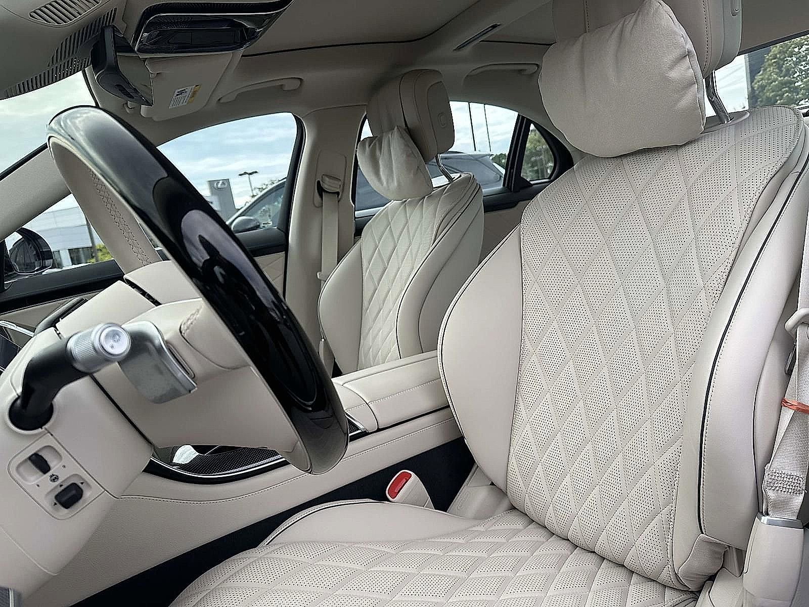 Used 2025 Mercedes-Benz S 580 4MATIC Sedan image 18