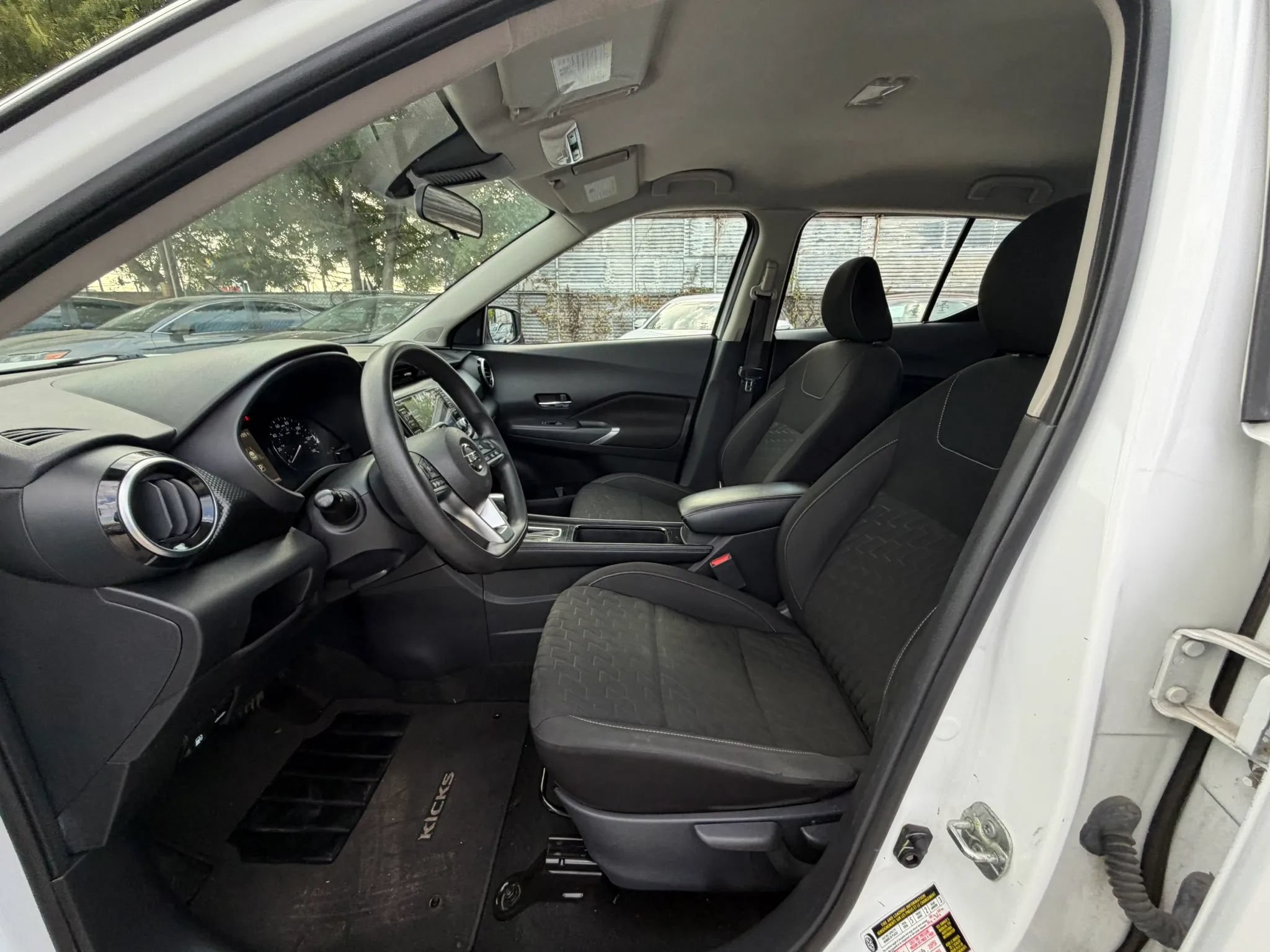Used 2021 Nissan Kicks SV FWD image 23