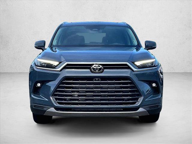 Used 2026 Toyota Grand Highlander AWD image 3