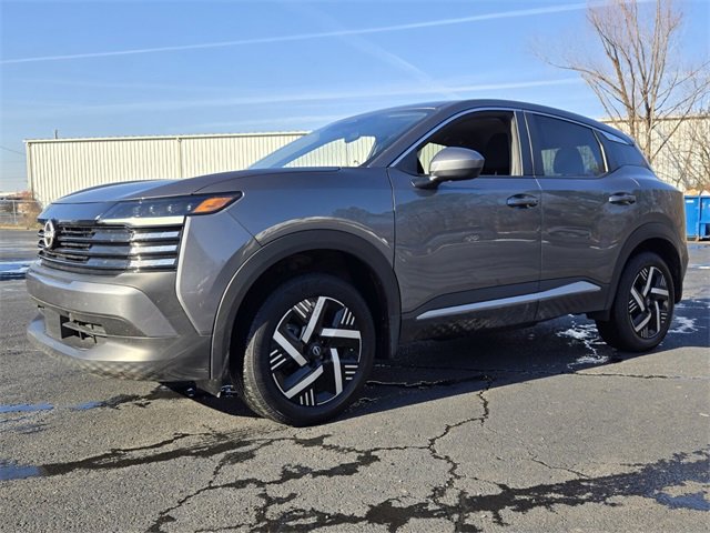 Certified 2025 Nissan Kicks SV w/ Illumination Package image 6