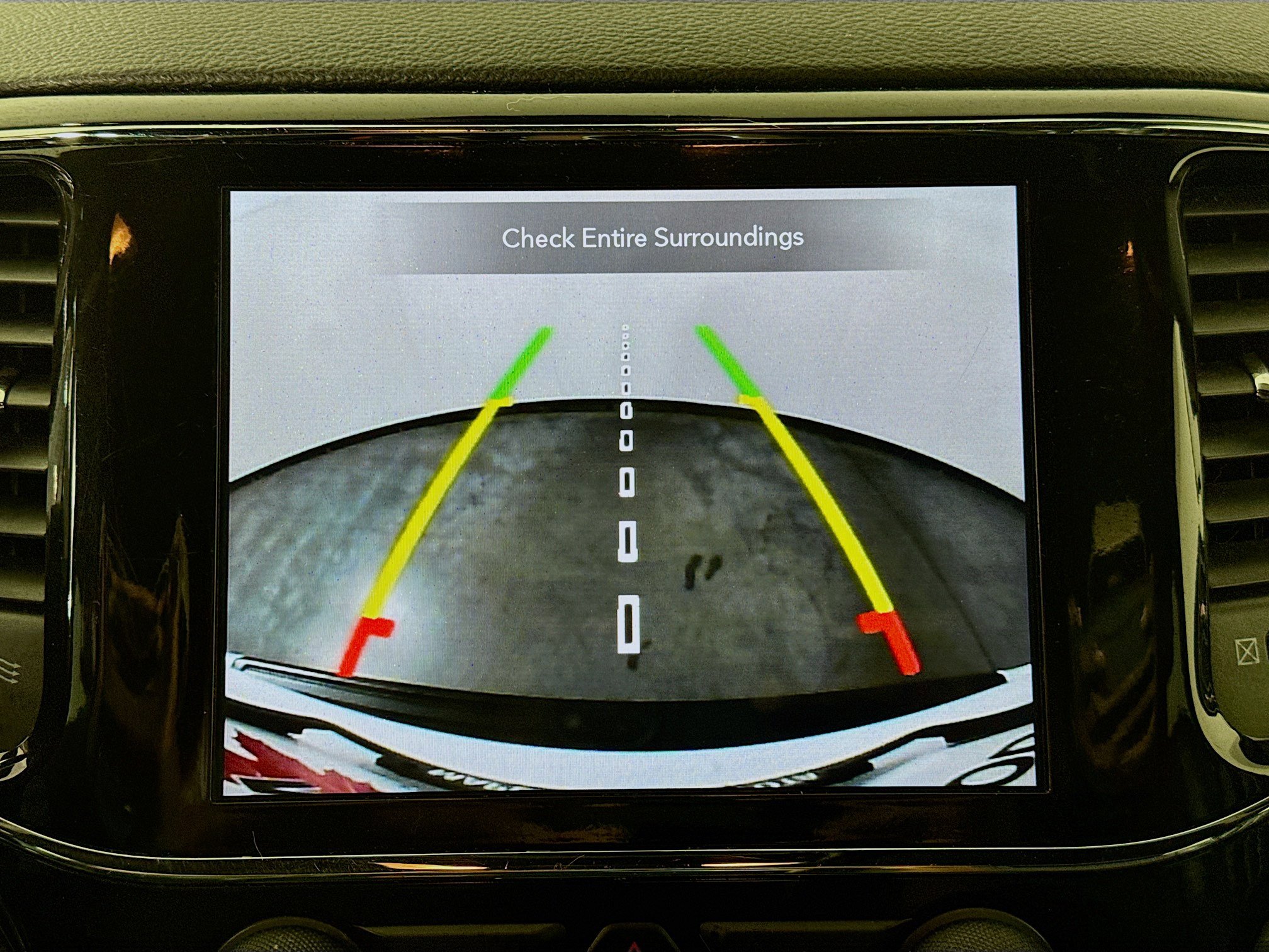 Used 2021 Jeep Grand Cherokee Laredo X AWD/4WD image 14