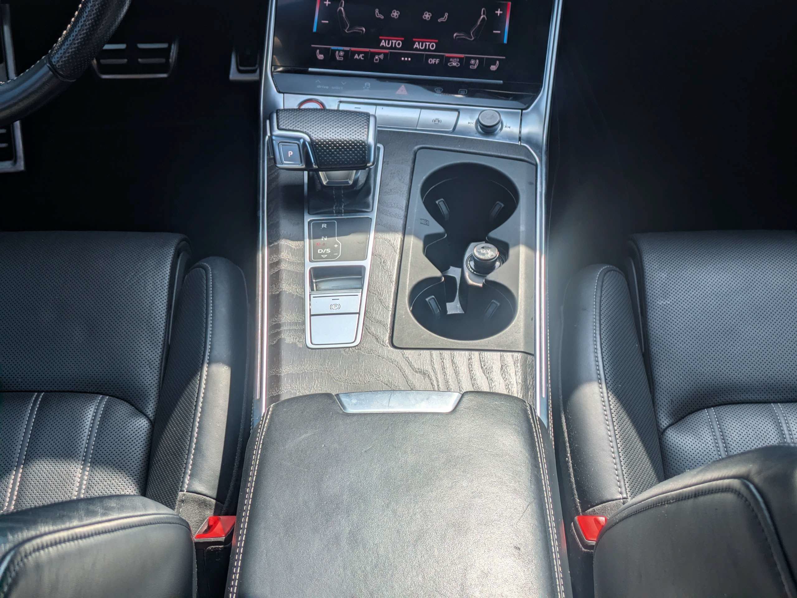 Used 2020 Audi S6 Prestige w/ Prestige Package AWD/4WD image 18