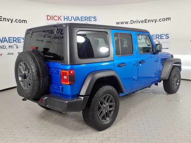 Used 2025 Jeep Wrangler Sport S AWD/4WD image 4