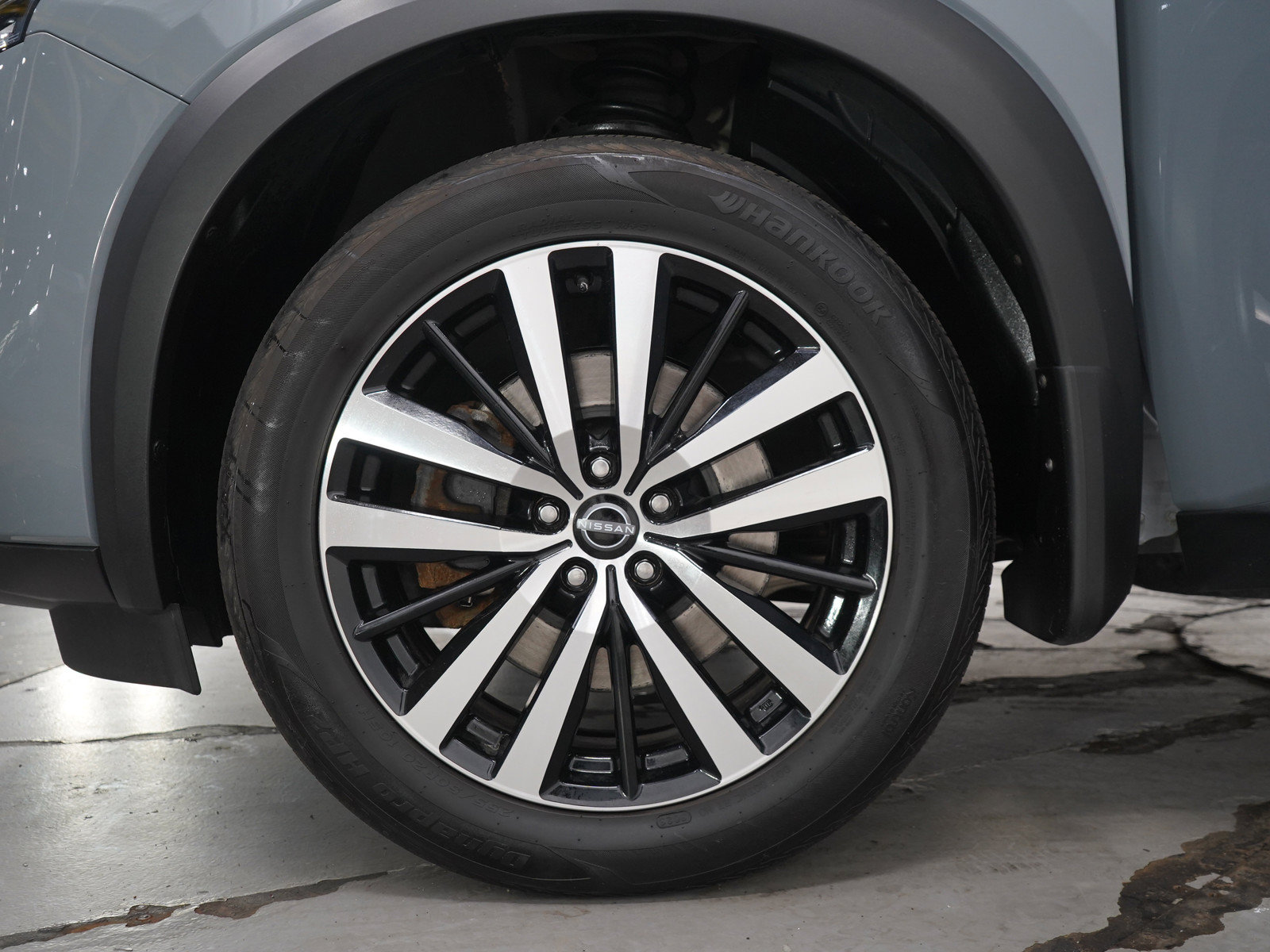 Used 2024 Nissan Pathfinder Platinum AWD/4WD image 35