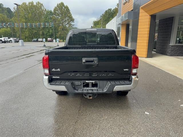 Used 2021 Toyota Tacoma SR5 AWD/4WD image 6