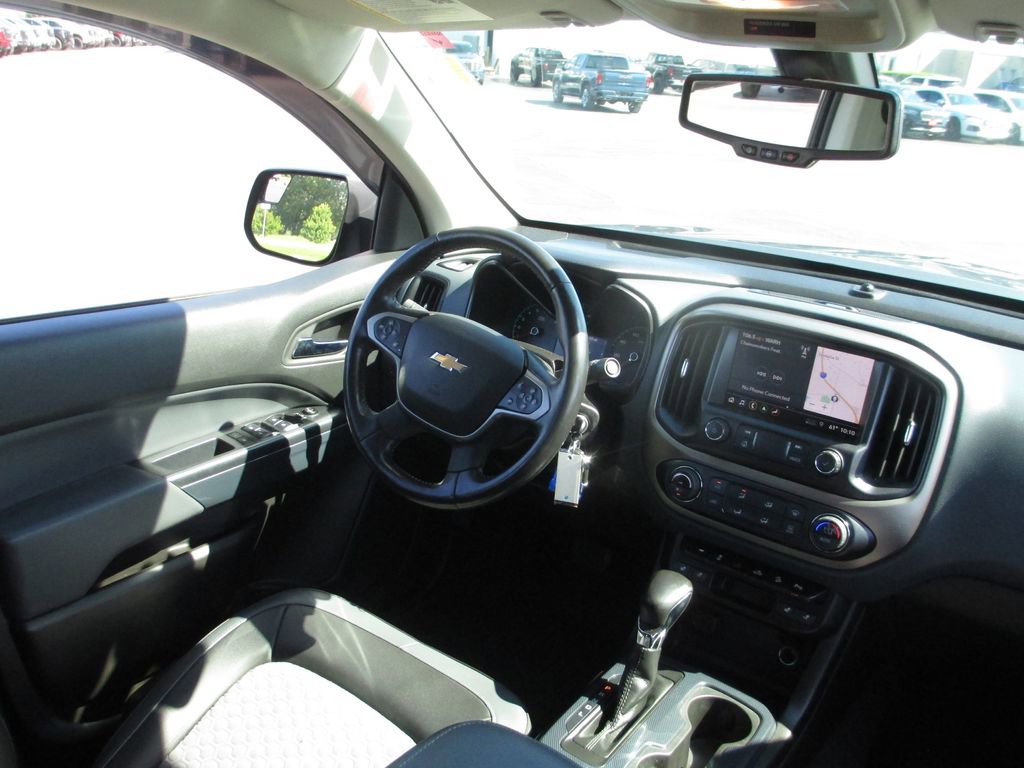 Used 2022 Chevrolet Colorado Z71 AWD/4WD image 24