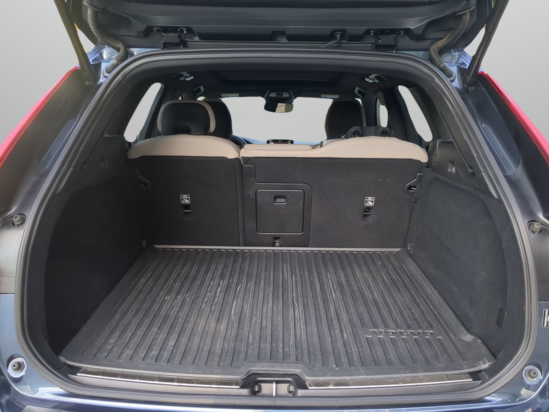 Used 2026 Volvo XC60 B5 Plus AWD/4WD image 46