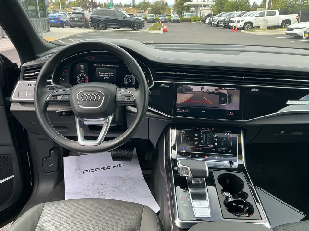 Used 2022 Audi Q8 Prestige AWD/4WD image 21